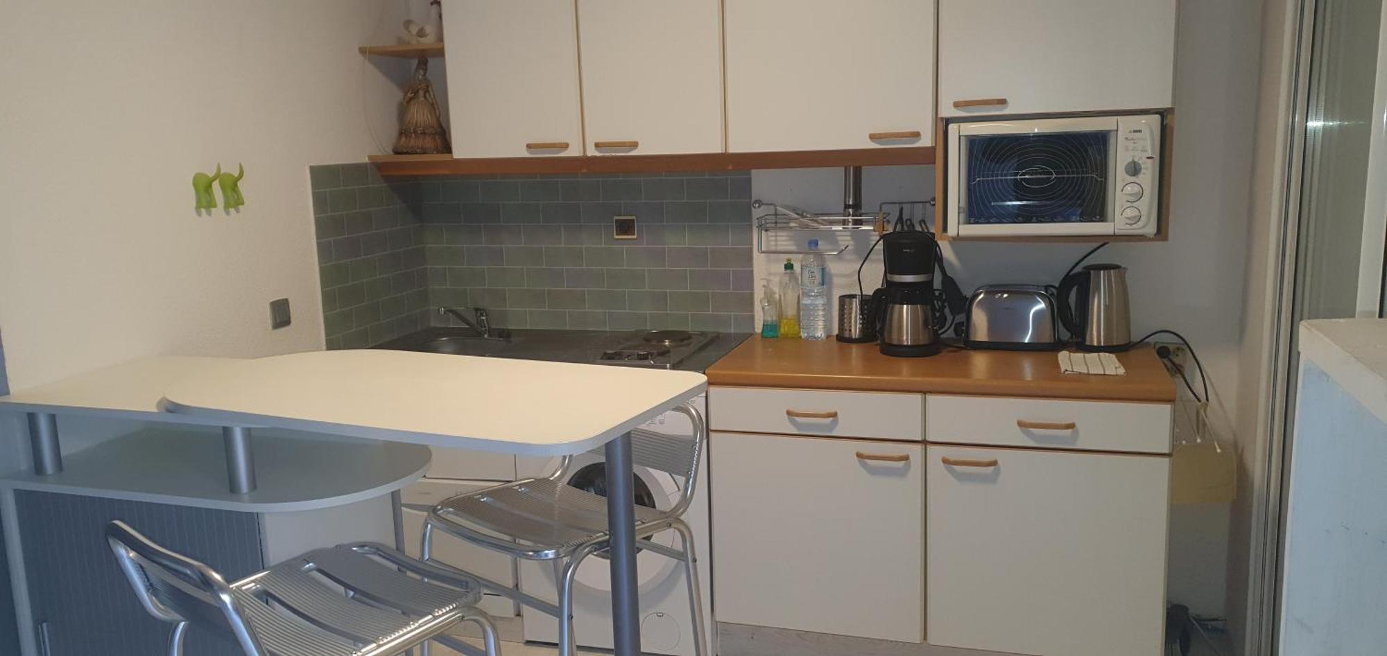 Joli Et Spacieux Studio Avec Garage Au Bord De Mer Fréjus Exterior foto